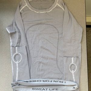Lululemon Swiftly Tech Long Sleeve Crew
White / White / Black